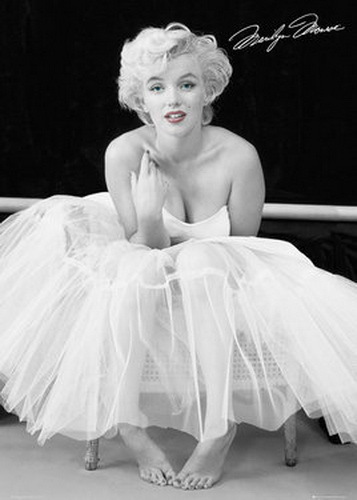 Marilyn Monroe Ballerina - Giant Paper Poster